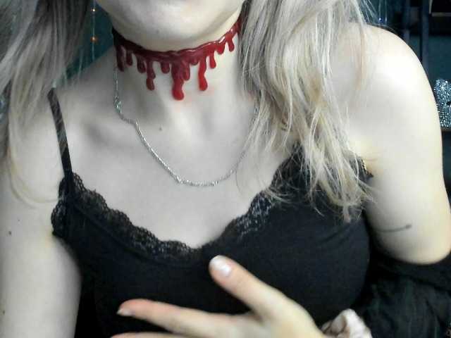 xxHeidiLove live cam on BongaCams