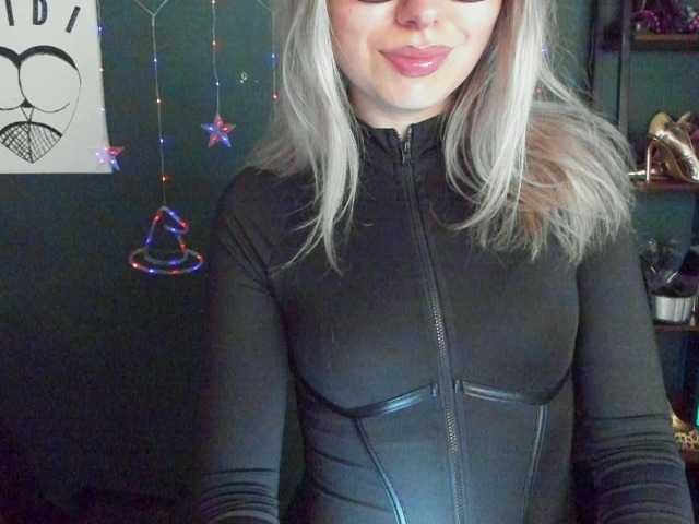 xxHeidiLove live cam on BongaCams