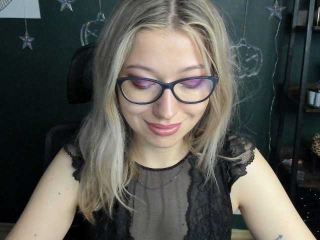 xxHeidiLove live cam on BongaCams