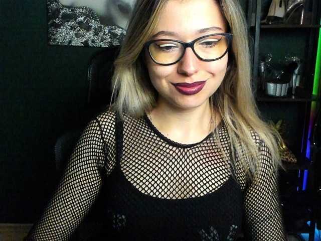 xxHeidiLove live cam on BongaCams