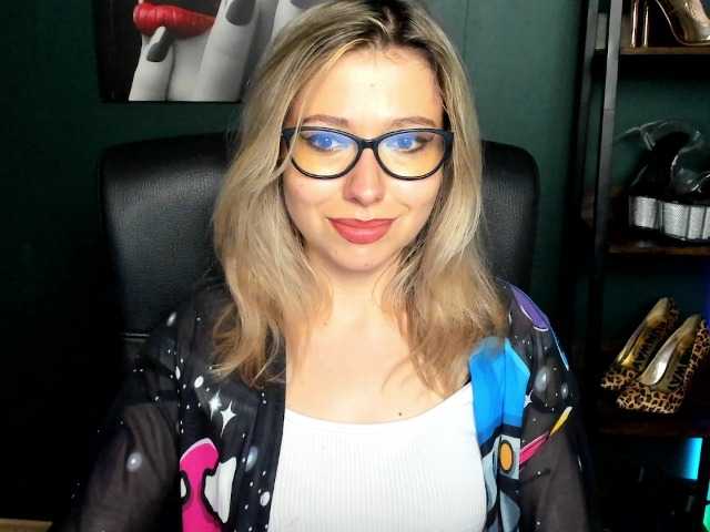 xxHeidiLove live cam on BongaCams