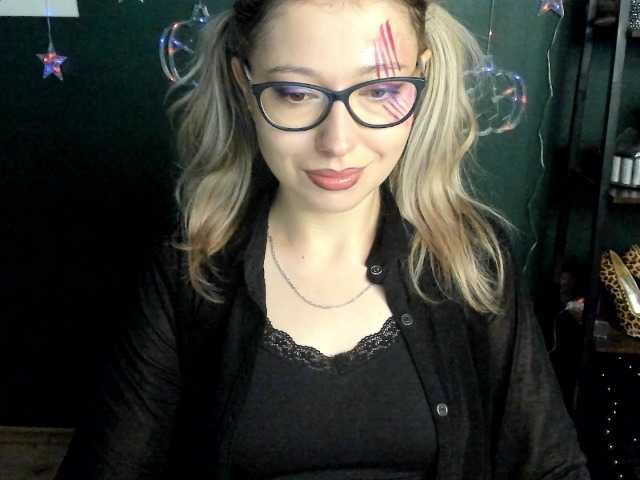xxHeidiLove live cam on BongaCams