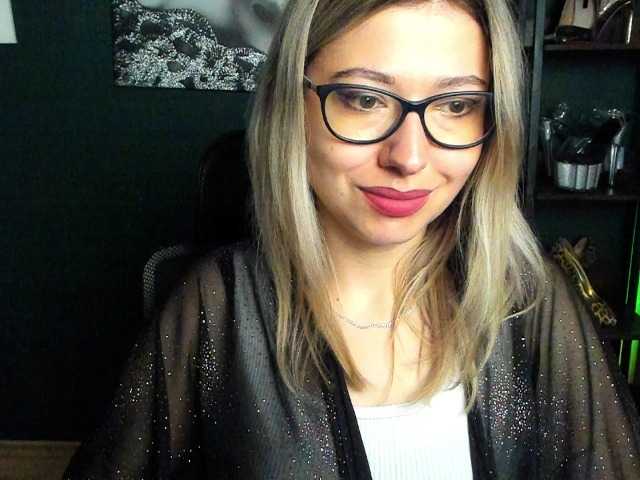 xxHeidiLove live cam on BongaCams