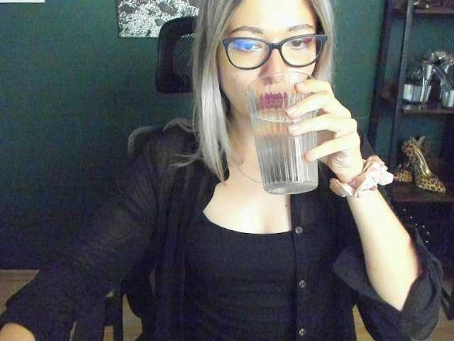xxHeidiLove live cam on BongaCams