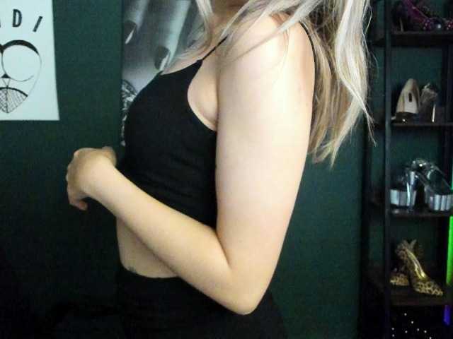 xxHeidiLove live cam on BongaCams