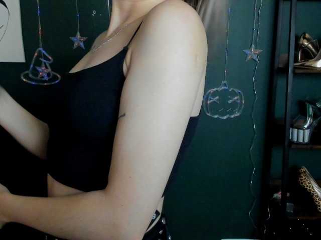 xxHeidiLove live cam on BongaCams