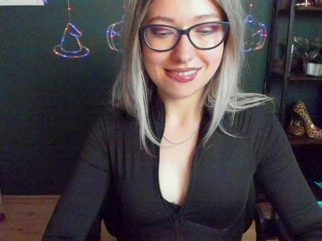 xxHeidiLove live cam on BongaCams