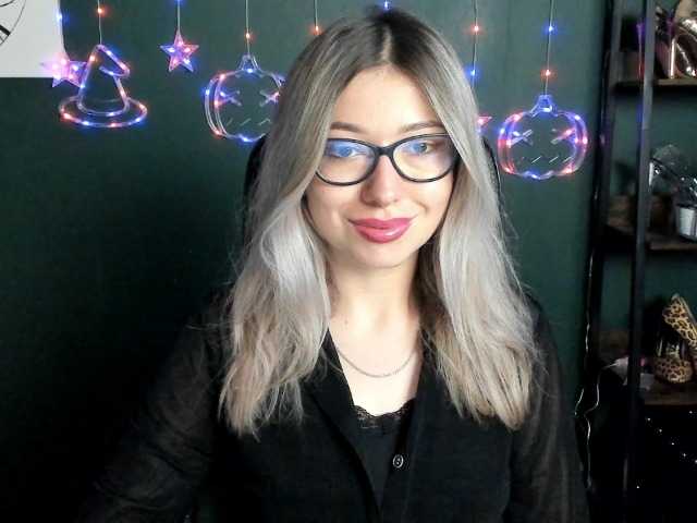 xxHeidiLove live cam on BongaCams