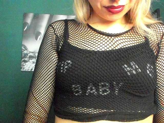 xxHeidiLove live cam on BongaCams