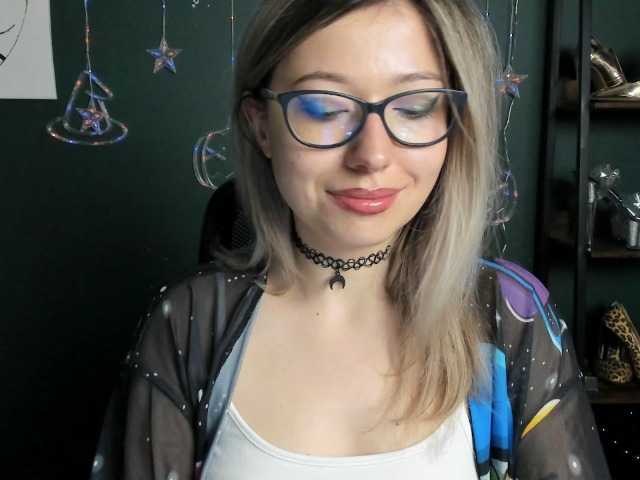 xxHeidiLove live cam on BongaCams