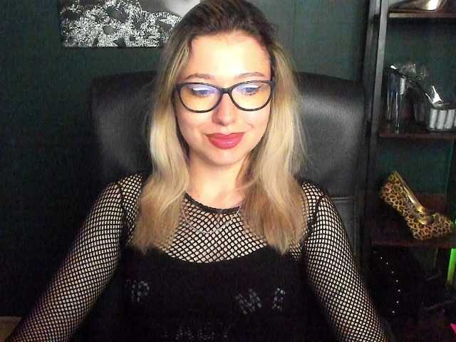 xxHeidiLove live cam on BongaCams