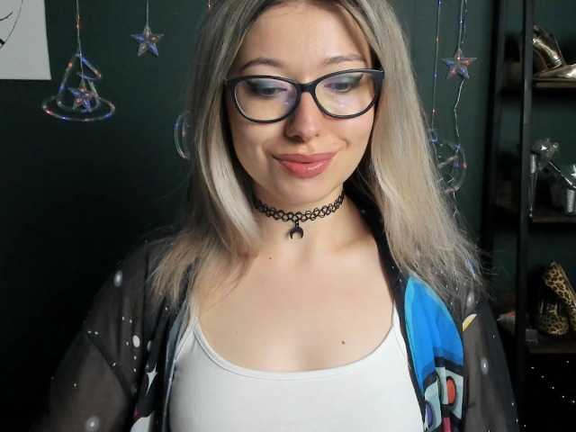 xxHeidiLove live cam on BongaCams