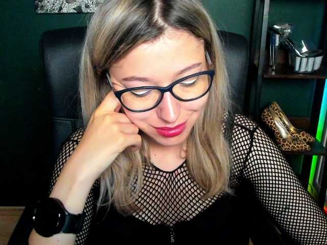 xxHeidiLove live cam on BongaCams