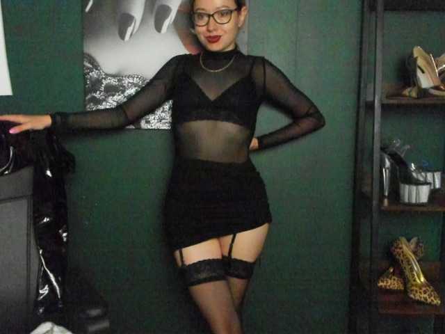 xxHeidiLove live cam on BongaCams