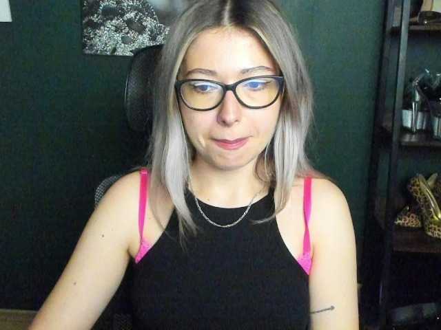xxHeidiLove live cam on BongaCams