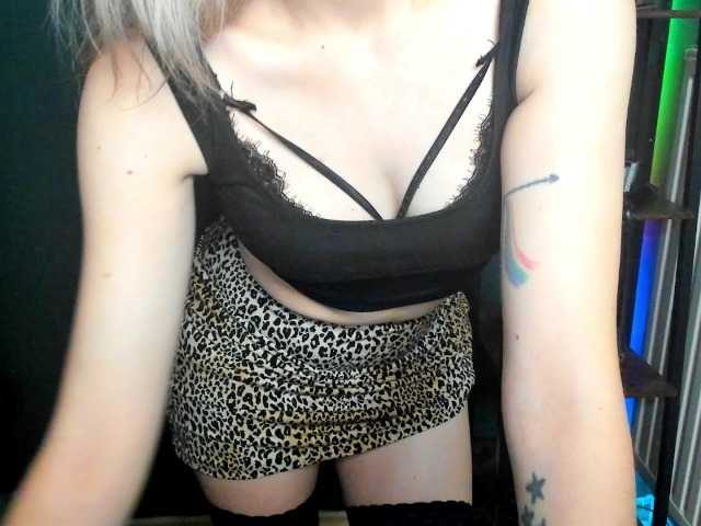 xxHeidiLove live cam on BongaCams