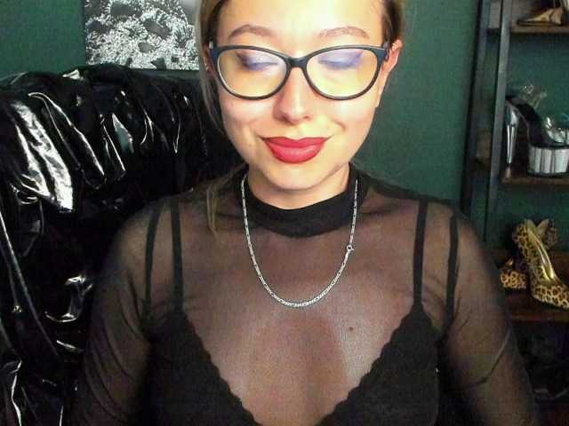 xxHeidiLove live cam on BongaCams