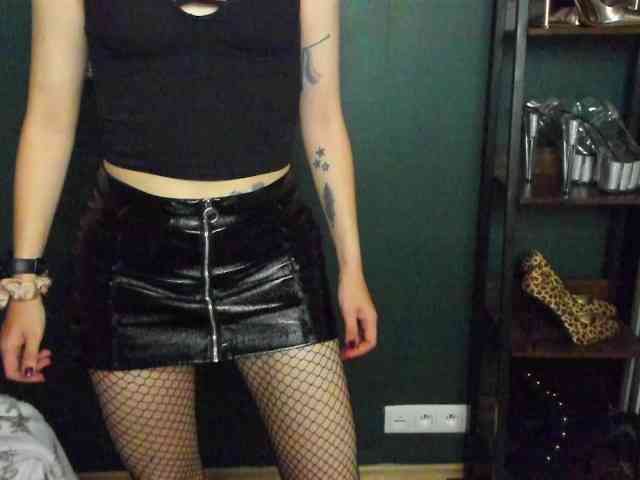xxHeidiLove webcam