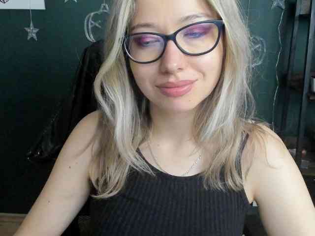 Model: xxHeidiLove