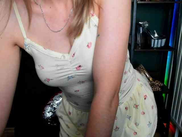 xxHeidiLove Live Webcam on BongaCams