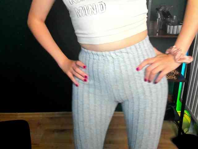 Model: xxHeidiLove