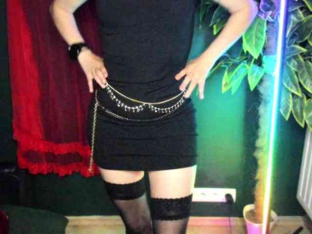 xxHeidiLove webcam