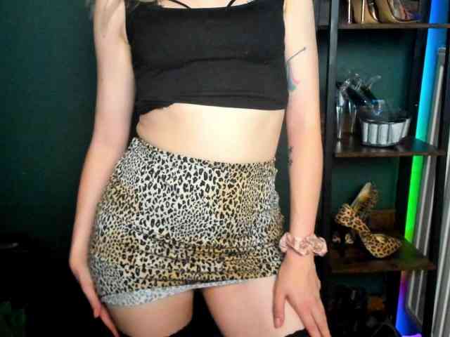 xxHeidiLove webcam