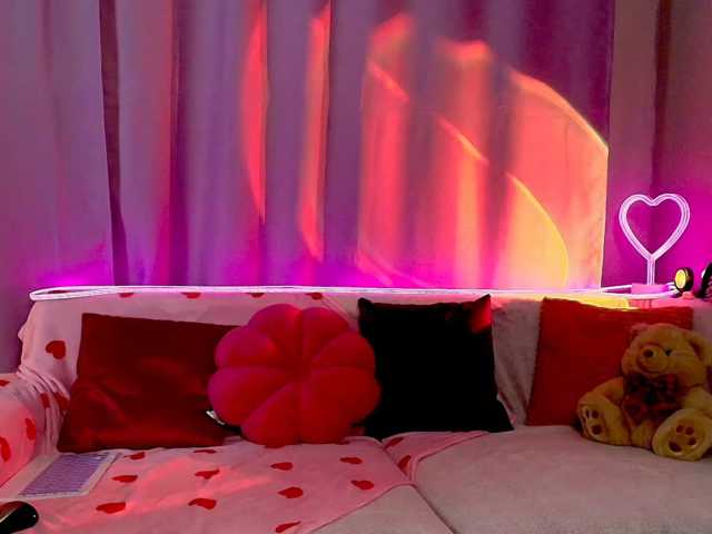 Rimmona, en vivo ahora en BongaCams