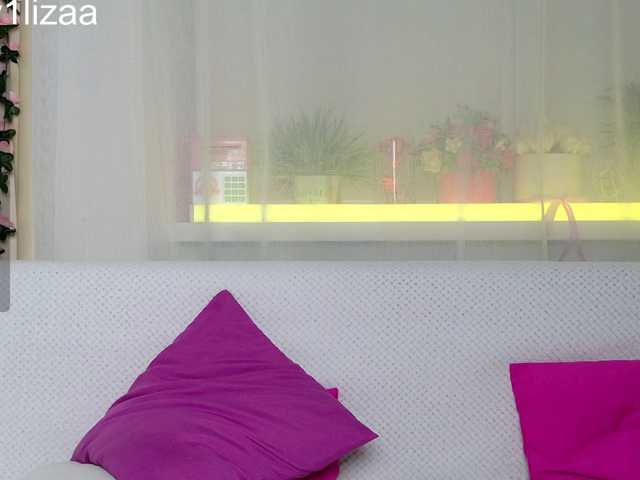 Kisska0011, live now on BongaCams