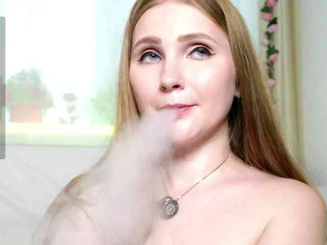 Only1liza webcam