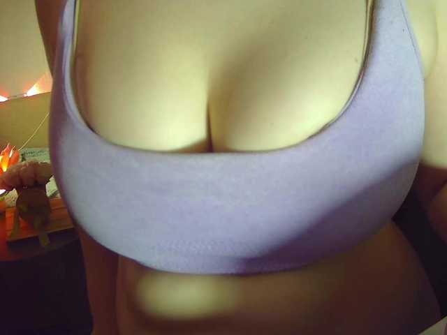 Leysun7's BongaCams show and profile