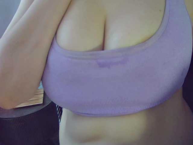 Leysun7's BongaCams show and profile