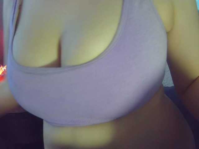 Leysun7's BongaCams show and profile