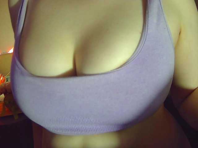 Leysun7's BongaCams show and profile