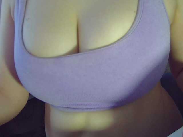 Leysun7's BongaCams show and profile