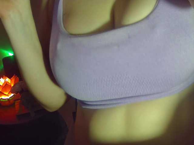 Leysun7's BongaCams show and profile