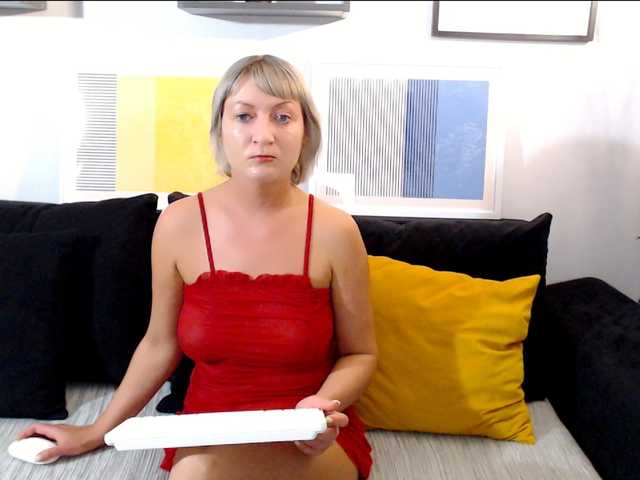 laraloveblis1 live cam on BongaCams