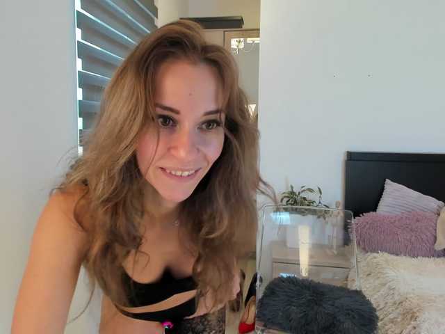 EmmaGracee live cam on BongaCams