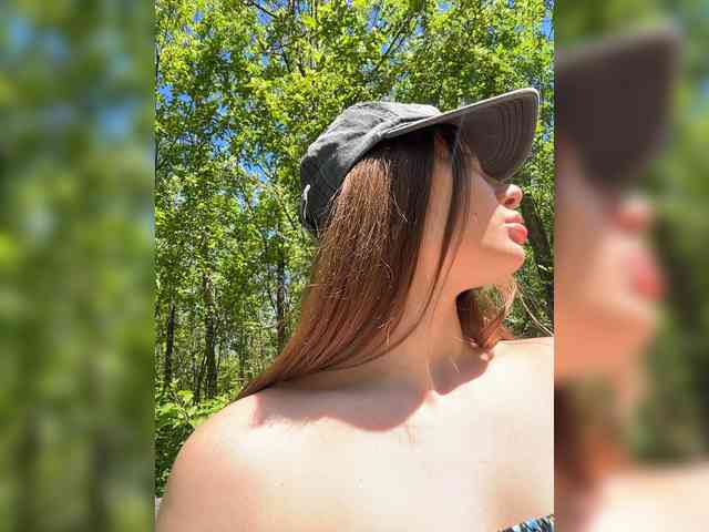 -EmilyBaby- Live Webcam on BongaCams
