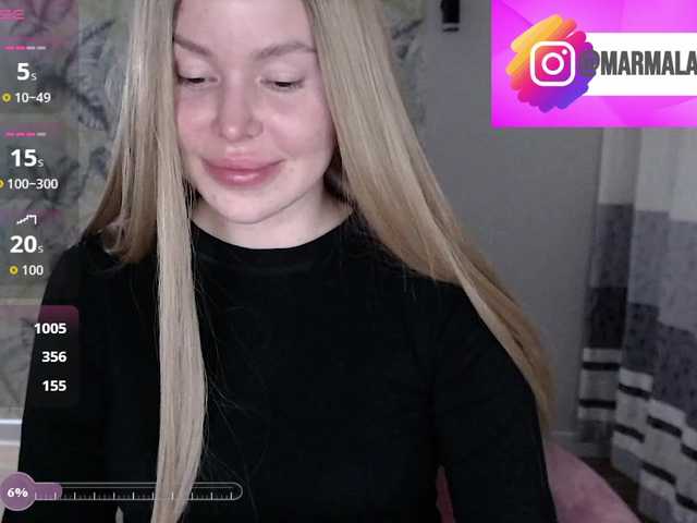 Foxymoxy19 live cam on BongaCams