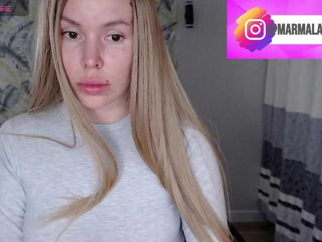 Foxymoxy19 live cam