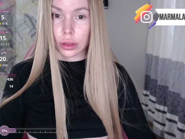 Foxymoxy19 live cam on BongaCams