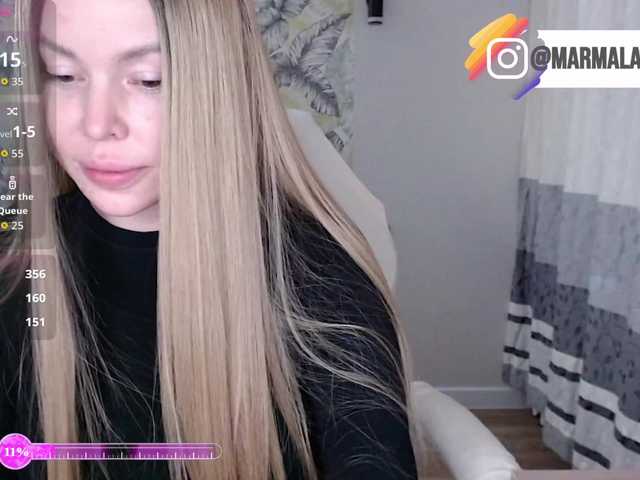 Foxymoxy19 live cam on BongaCams