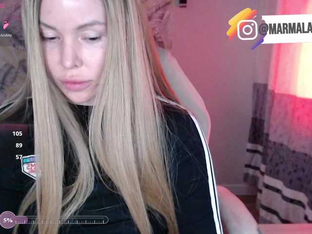 Foxymoxy19 live cam on BongaCams