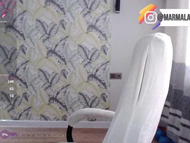 Foxymoxy19 live cam on BongaCams