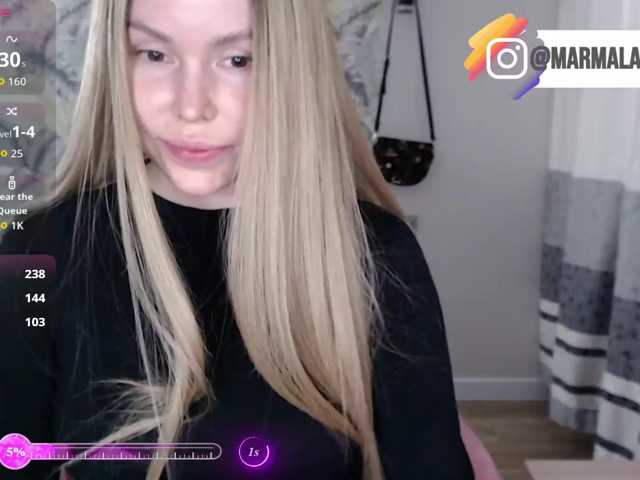 Marmalade_Fox live cam preview