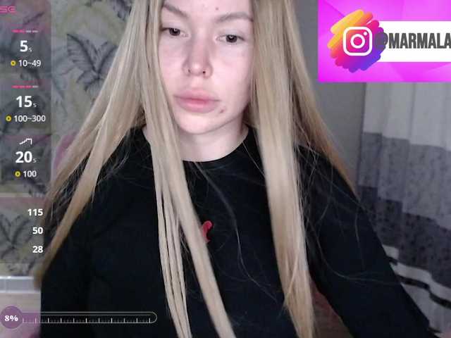 Foxymoxy19 live cam on BongaCams