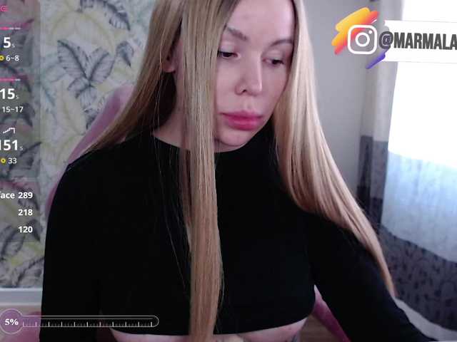 Foxymoxy19 live cam on BongaCams