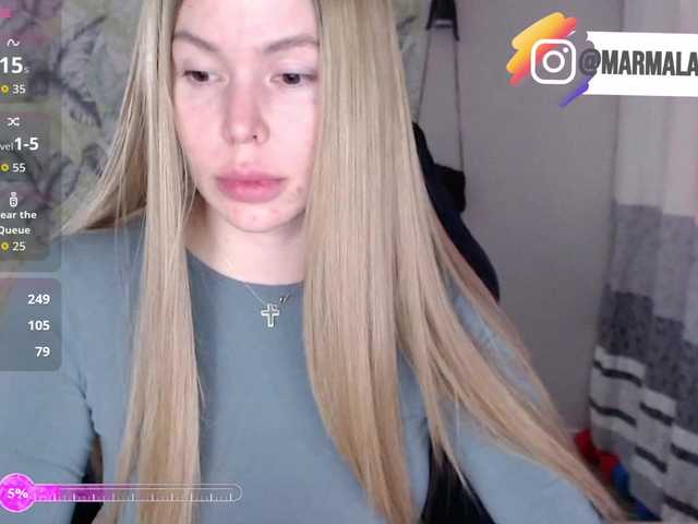 Foxymoxy19 live cam on BongaCams