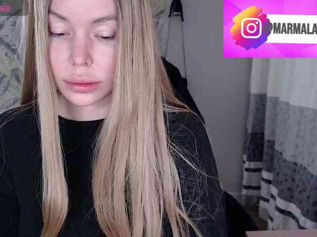 Acest model este live acum. Foxymoxy19